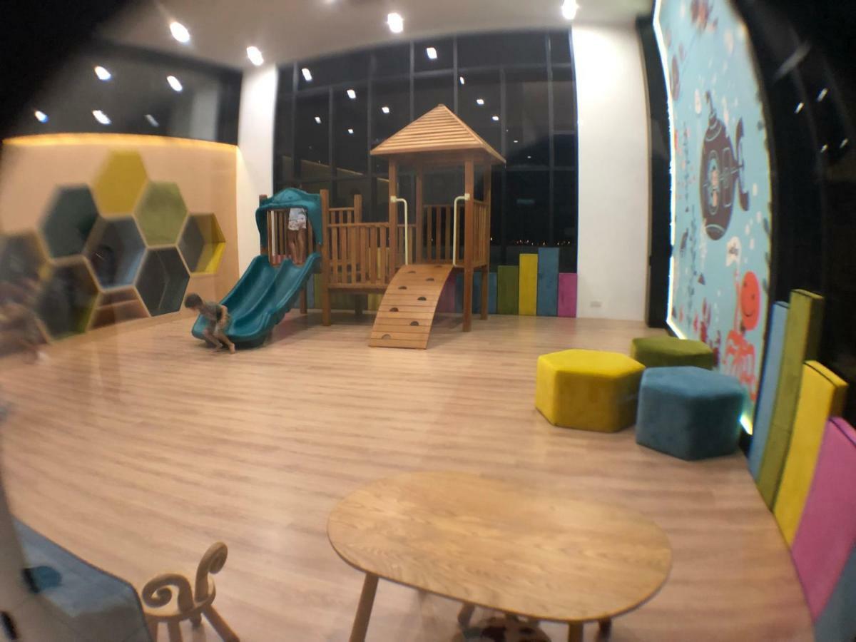 Legoland & Educity At Buyiyang Apartment